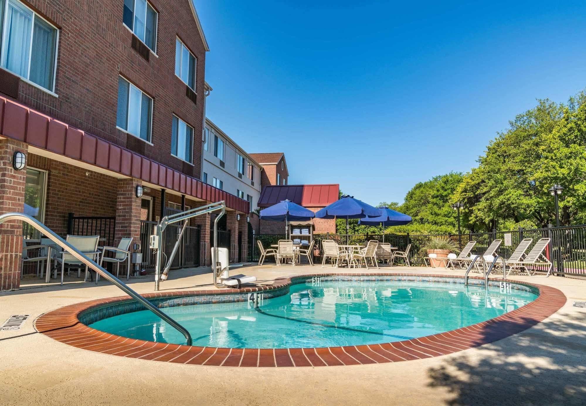 Springhill Suites Dallas Arlington North Ngoại thất bức ảnh